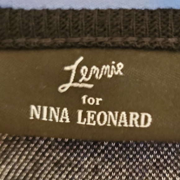 208- Lennie by Nina Leonard Houndstooth Faux pockets front zipper dress - Picture 3 of 9